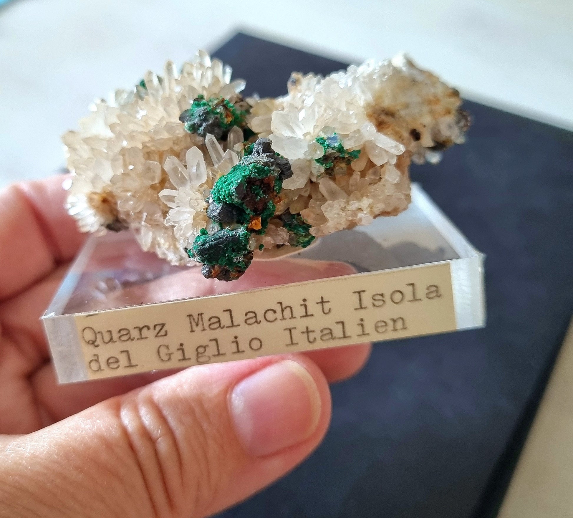 Was für eine seltene Schönheit! Stufe aus Bergkristall , Malachit und Bleiglanz, 65 x 40 x 35 mm, 94 Gramm