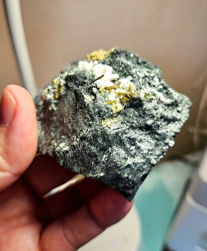 Epidot Augit Stufe, 198 Gramm, 67x 50 x 50 mm