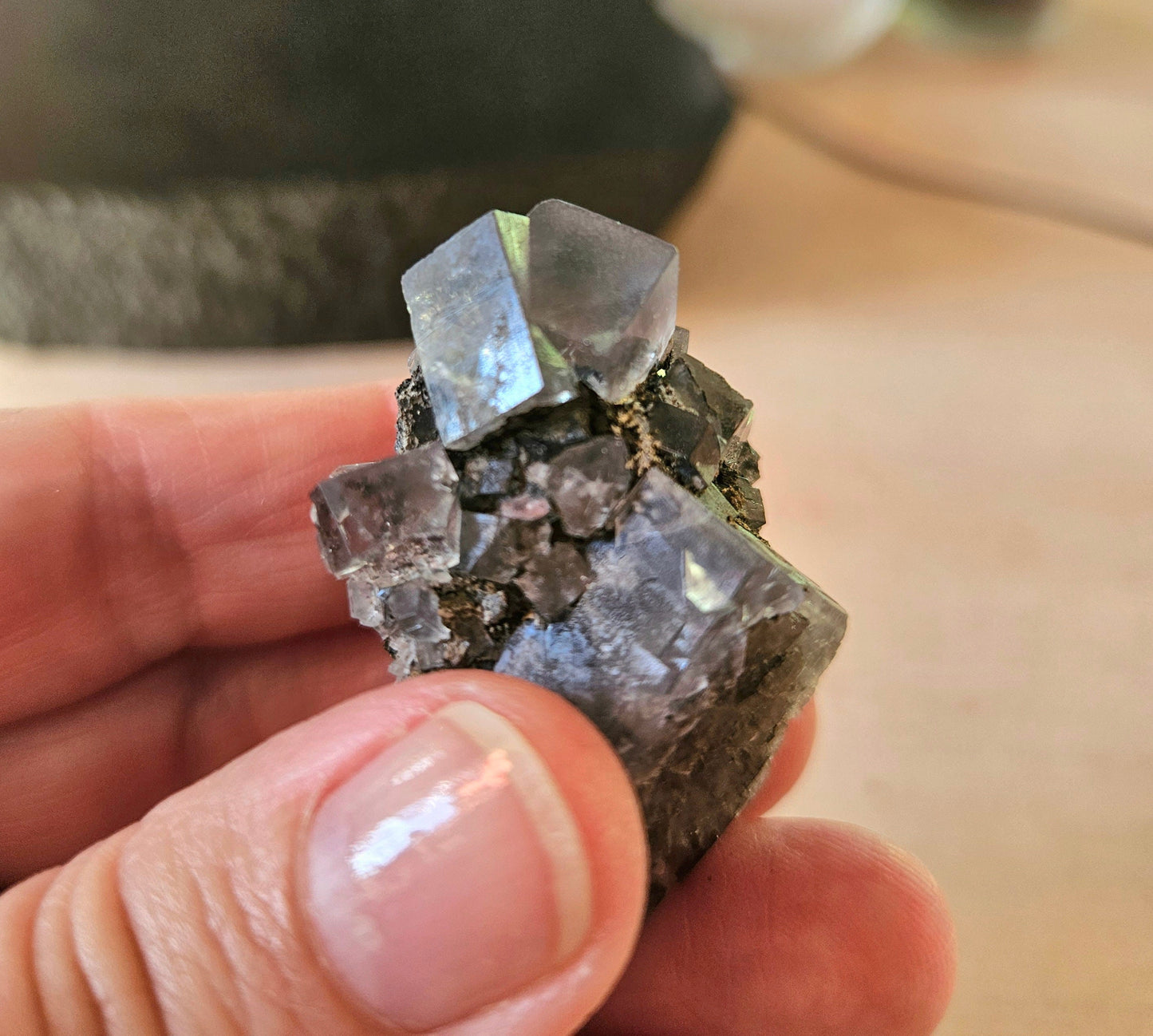 Graublauer Fluorit, Blau graue Fluorit Stufe, Rohstein, Kristall, 40 x 30 x 30 mm, 28 ,19 Gramm, 140, 95 ct.