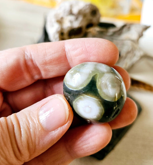 Wunderschöner Ozeanjaspis Ozean Jaspis ocean jasper Sammlerstein Heilstein , 33 x 17 x 24 mm