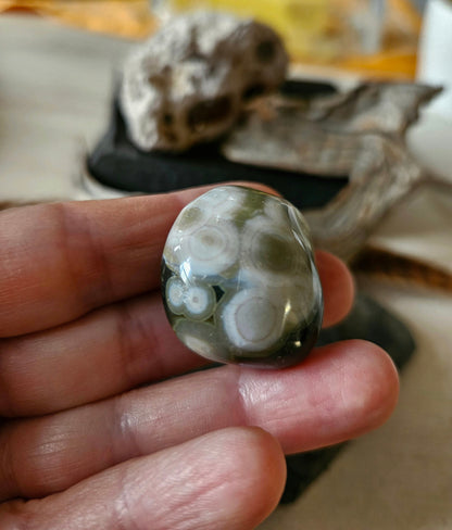 Wunderschöner Ozeanjaspis Ozean Jaspis ocean jasper Sammlerstein Heilstein , 33 x 17 x 24 mm