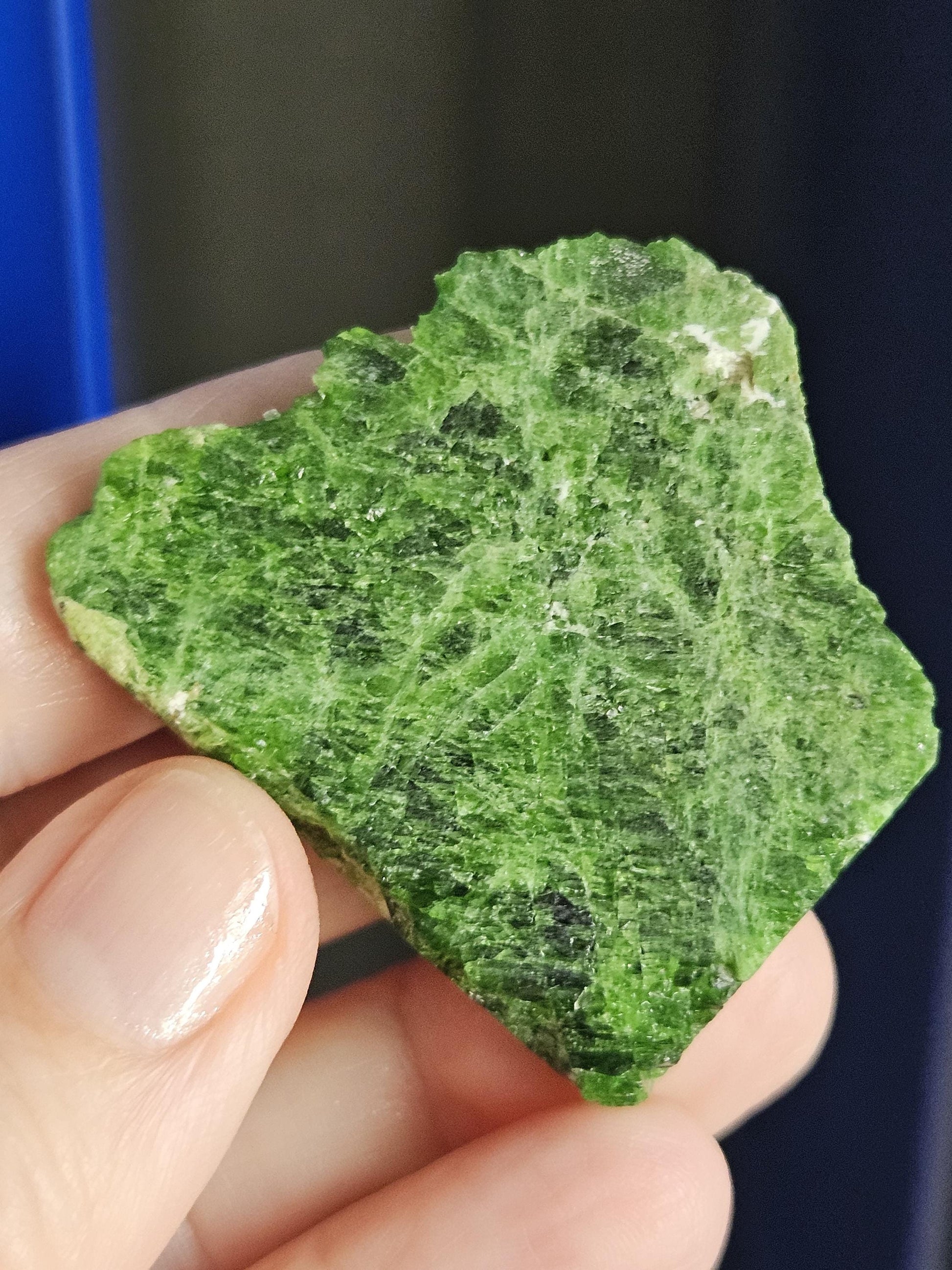 Magischer Chromdiopsid Heilstein Sammlerstein 52 x 45 x 20 mm, 34,62 g., 173,10 ct.