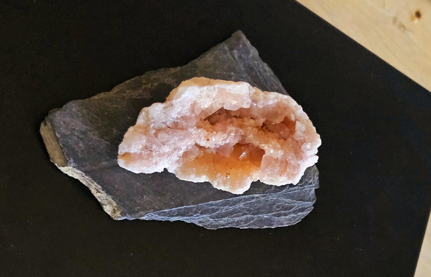 Pink Amethyst Druse Knolle Stufe selten! 70 x 39 x 35 mm