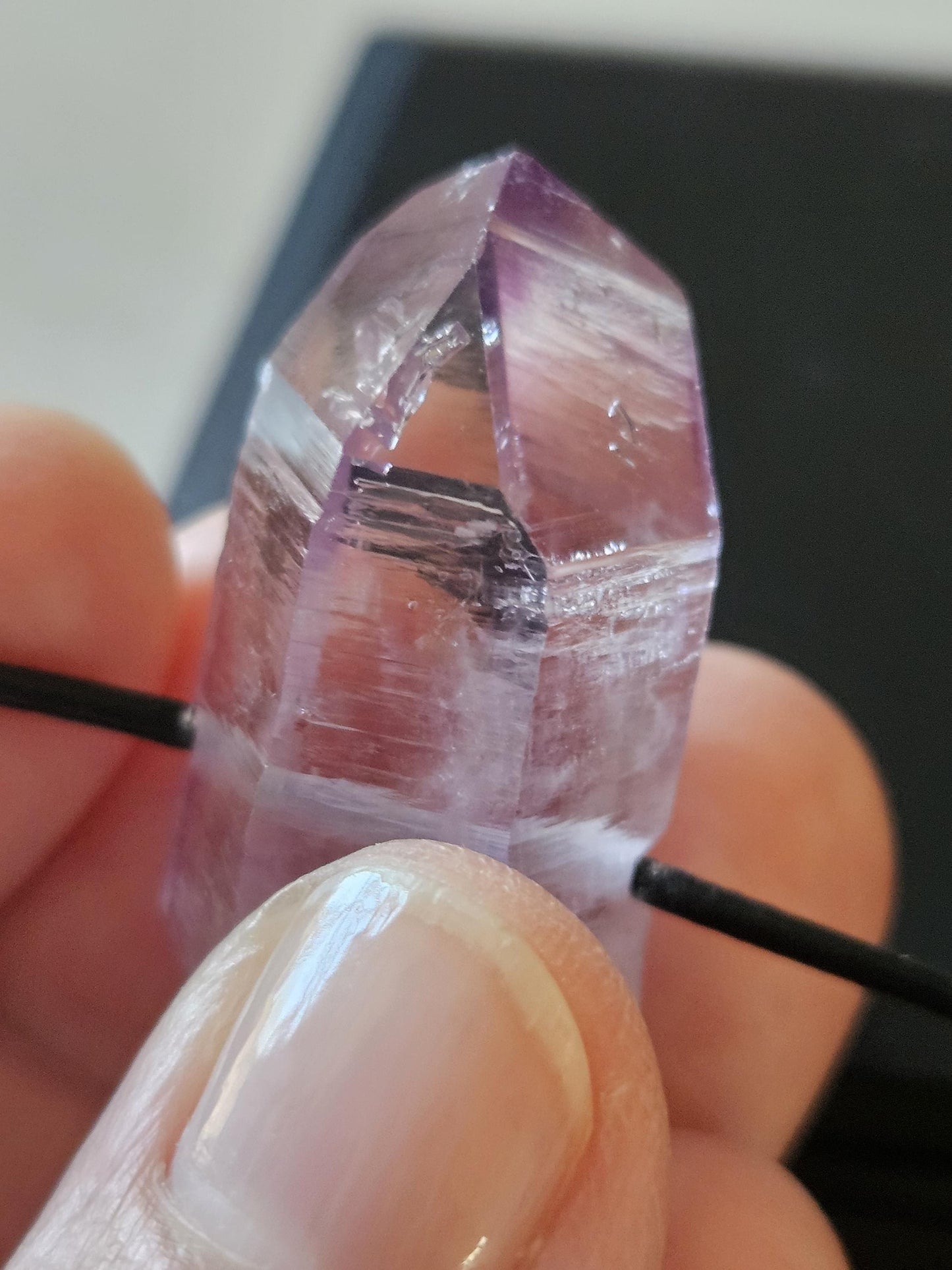 Traumhafter Amethyst Kristall Spitze Vera Cruz Rohstein Healing Crystal mit yin code, Heilkristall , gebohrt an verstellbarem Lederband