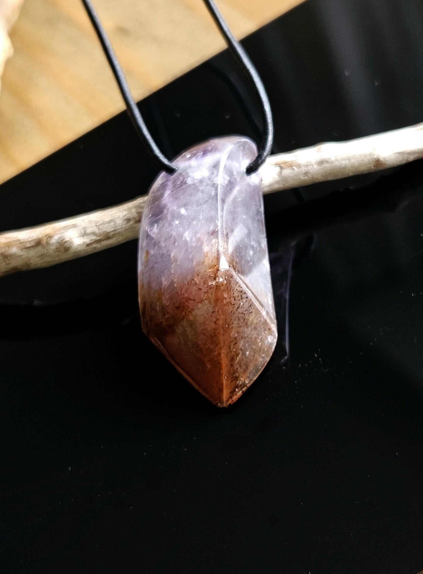 Auralit, Auralite 23, super seven, melody stone Cacoxenit Anhänger, 42 x 20 x 14 mm, gebohrt, an verstellbarem Lederband