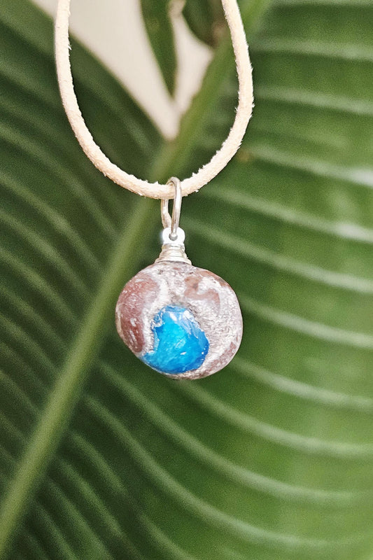 Rarität Cavansit, Cavansite aus Neuseeland, Anhänger an 925erSilberÖse, an verstellbarem Lederband