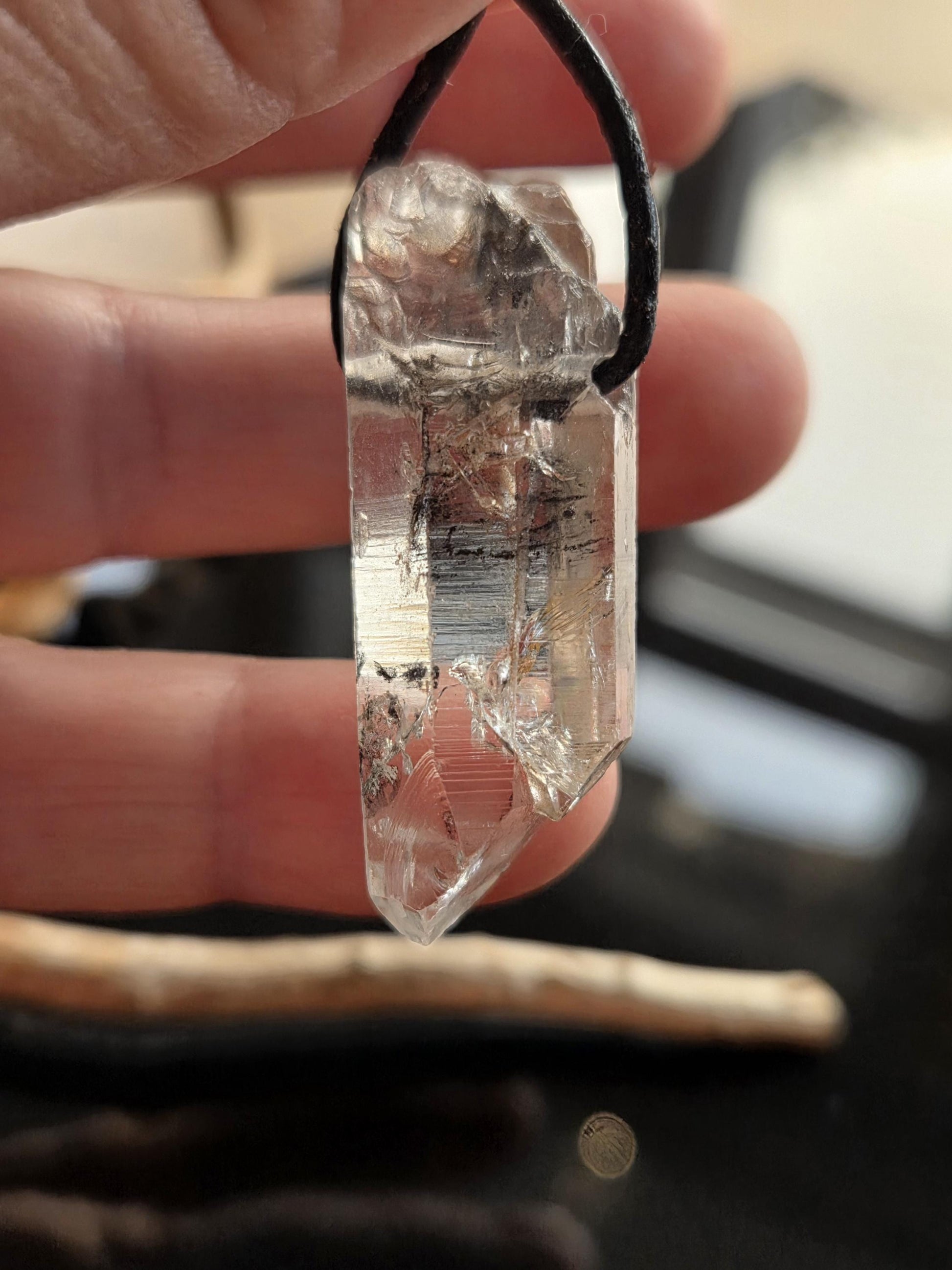 Magischer Lemurian Quarz Kristall Doppelender, Lemuria mit Yin Code, Kristallspitze Anhänger, gebohrt, mit tollem Innenleben Inclusen