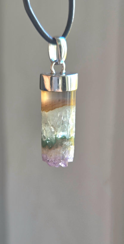 Auralit 23 Auralite 23, super seven, melody stone Cacoxenit Amethyst Anhänger, an 925er Silber Kappe und 925erSilberÖse