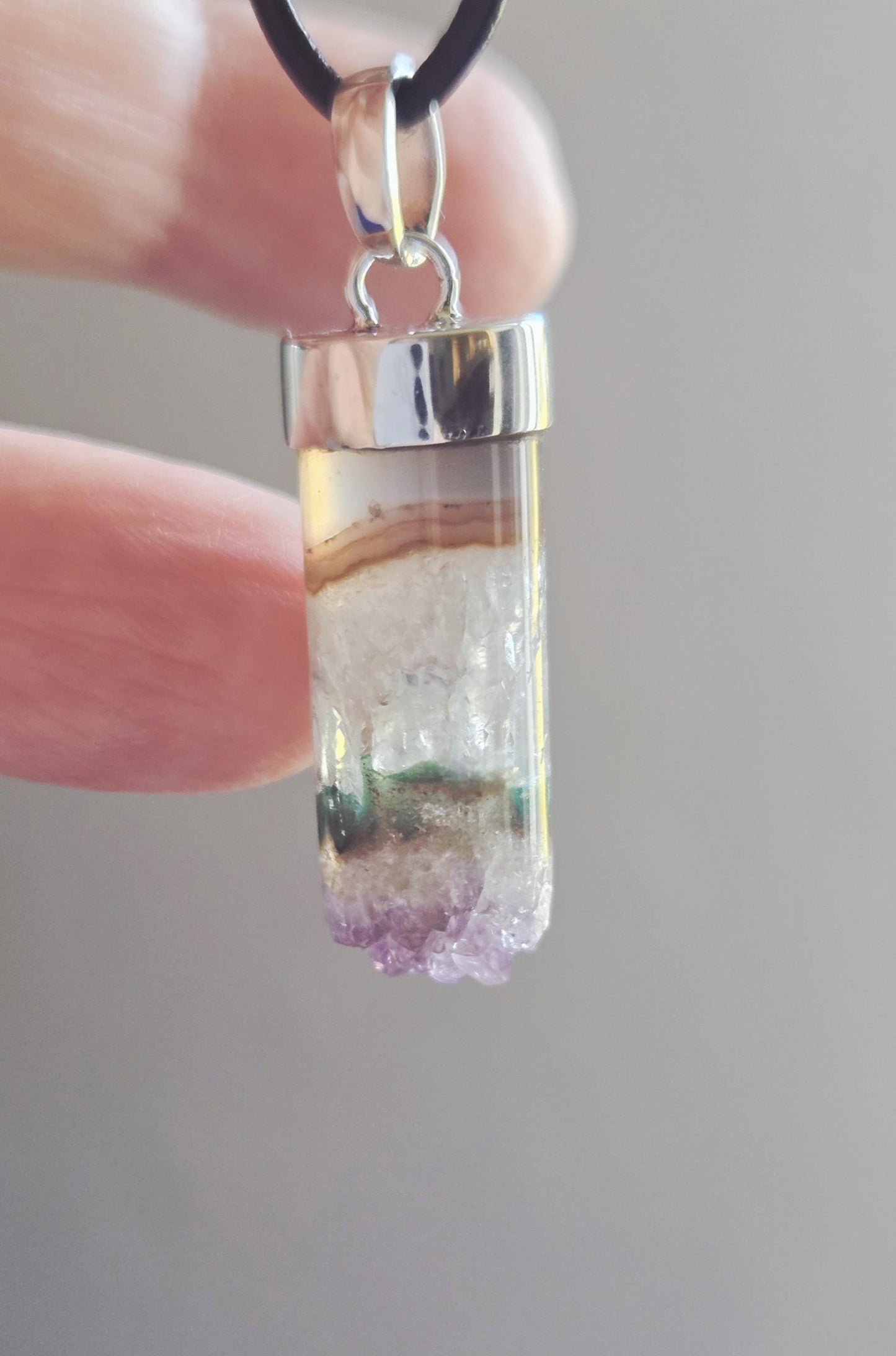 Auralit 23 Auralite 23, super seven, melody stone Cacoxenit Amethyst Anhänger, an 925er Silber Kappe und 925erSilberÖse