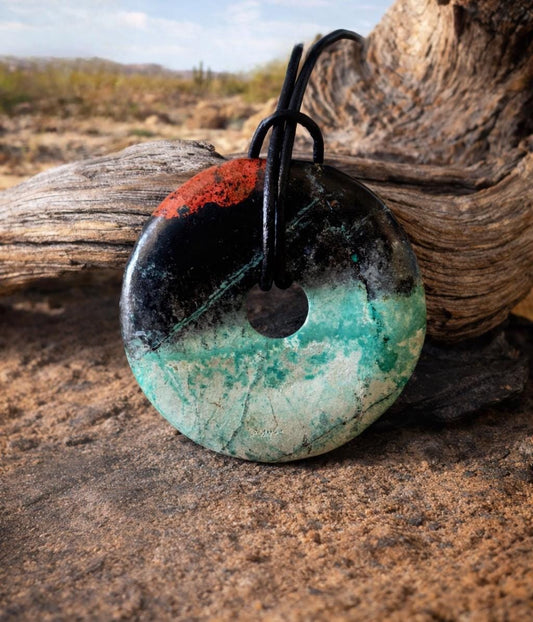 Seltener, schöner Sonora Sunrise, Cuprit mit Chrysokoll, Donut Anhänger groß, 40 x 7 mm