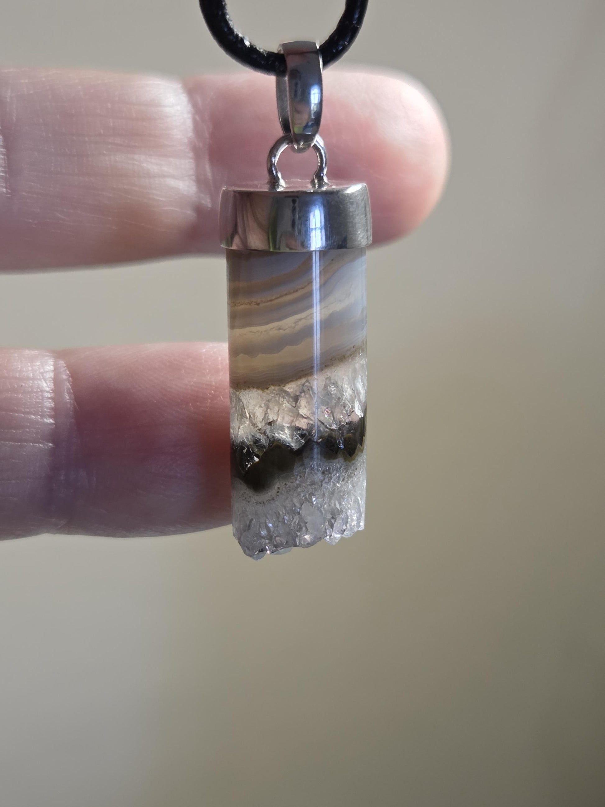 Auralit 23 Auralite 23, super seven, melody stone Cacoxenit Amethyst Anhänger, an 925er Silber Kappe und 925erSilberÖse