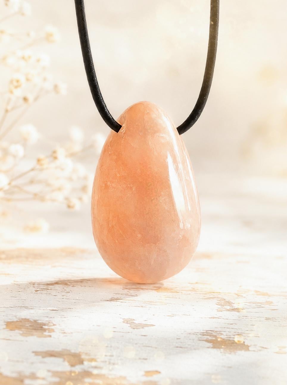 Morganit Pfirsich Beryll apricotfarben Anhänger 30 x 19 x 14 mm, gebohrt, an verstellbarem Lederband, morganite pedants