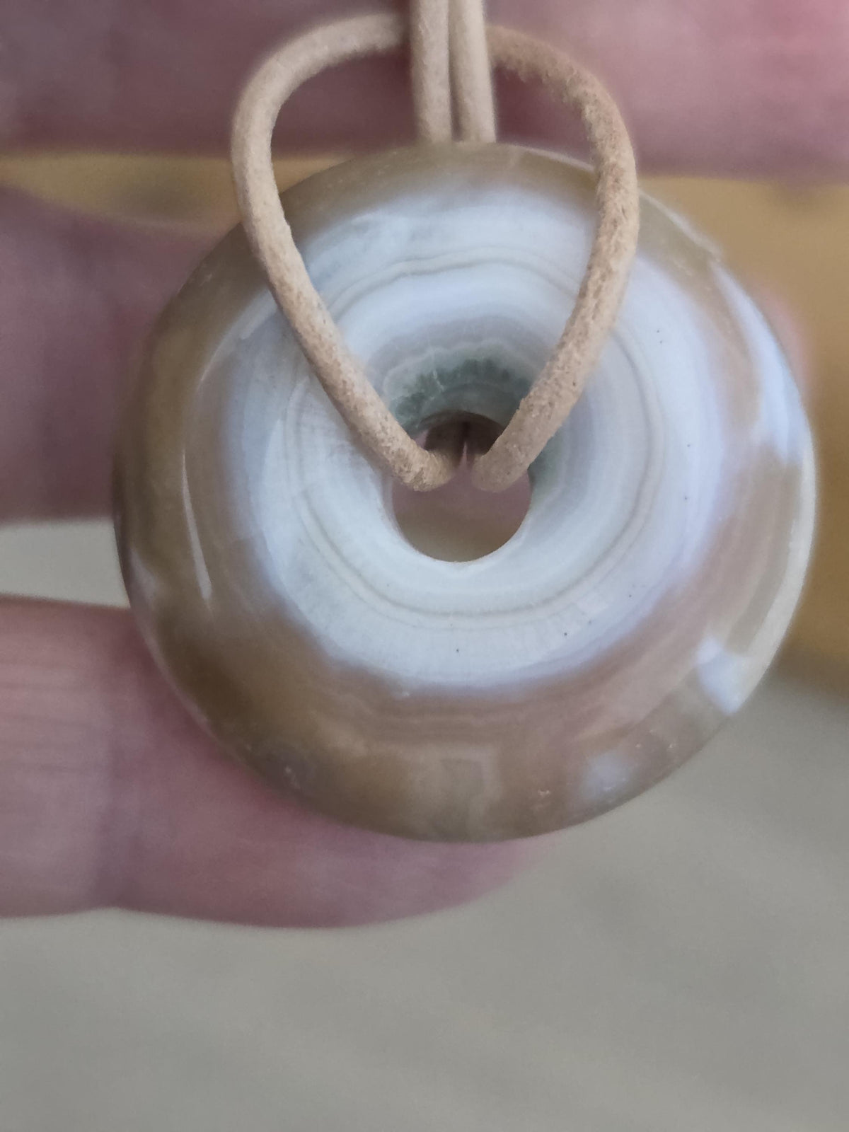 Ozean Jaspis Donut, Ocean Jaspis, Ozeanjaspis Donut Anhänger, 30 x 8 mm, an verstellbarem Lederband