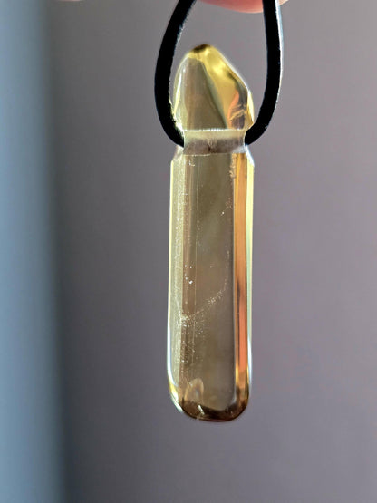 Citrin Kristall unbehandelt ungebrannt Citrin Spitze, 45 x 11 x 8 mm, gebohrt, an verstellbarem Lederband