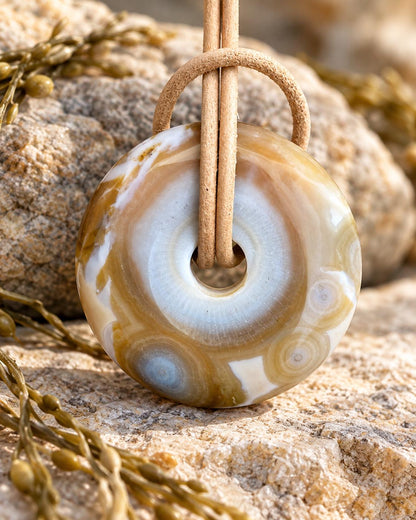 Ozean Jaspis Donut, Ocean Jaspis, Ozeanjaspis Donut Anhänger, 30 x 8 mm, an verstellbarem Lederband