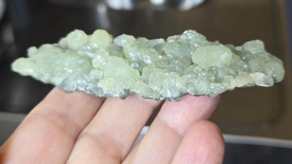 Phrenit Phrenite Kap-Smaragd kleine botryoidale Stufe Sammlerstein Marokko, 91 x 34 x 15 mm, 33,35 g. 166,75 ct., Herzchakra Herzöffner